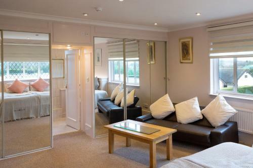 Hostal Elmcroft Guest House