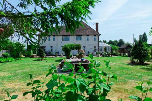 Hostal Elmcroft Guest House