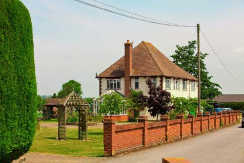 Hostal Elmcroft Guest House