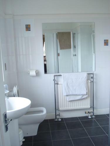 Hostal Elmcroft Guest House