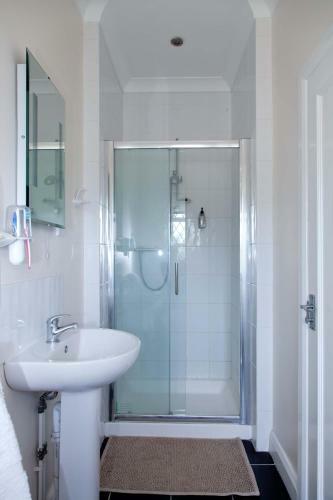Hostal Elmcroft Guest House