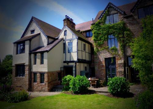 Brayne Court Bed And Breakfast