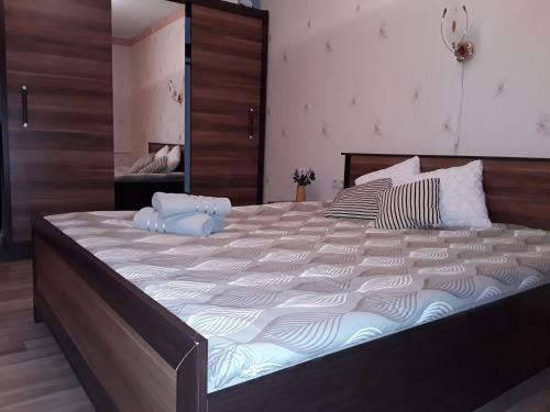 Apartamento ???