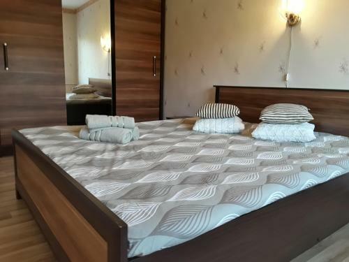 Apartamento ???