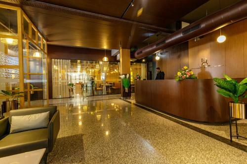 Hotel Benale International