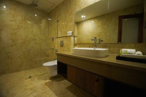 Jp Airport Hotel Kannur