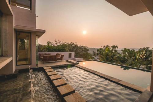 Villa Cliffhouse By Hireavilla, Candolim