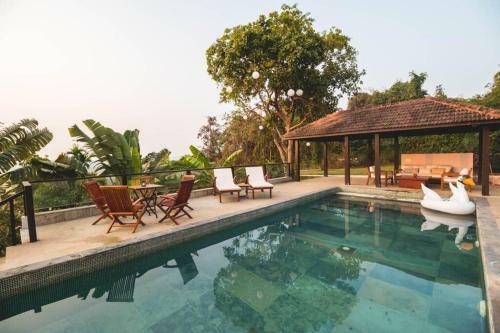 Villa Cliffhouse By Hireavilla, Candolim
