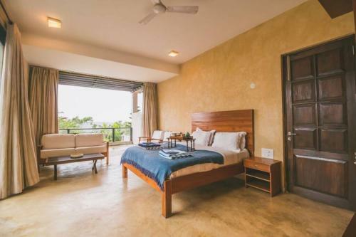 Villa Cliffhouse By Hireavilla, Candolim