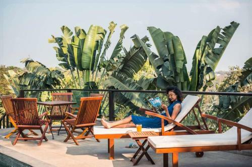 Villa Cliffhouse By Hireavilla, Candolim