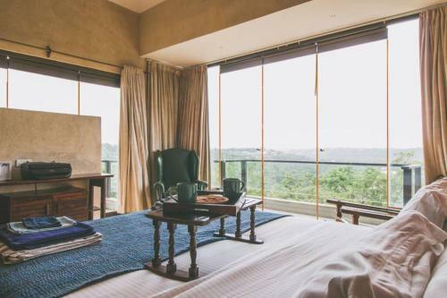 Villa Cliffhouse By Hireavilla, Candolim