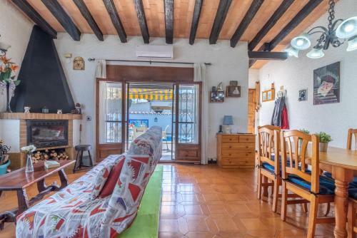 Goldhome - Requesens