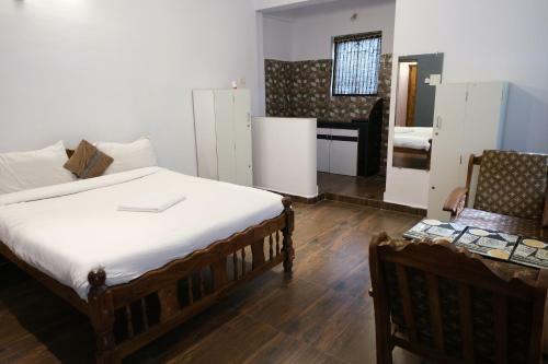 Hostal Candolim Beach Peace