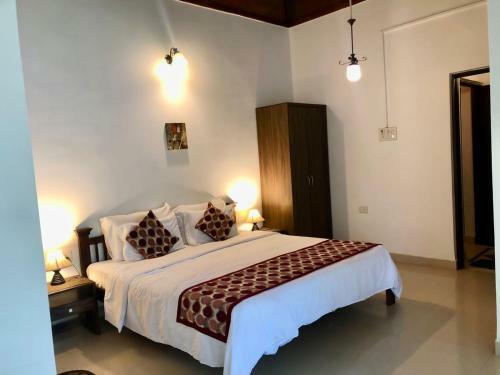 Hostal Shanu's Seaside Inn