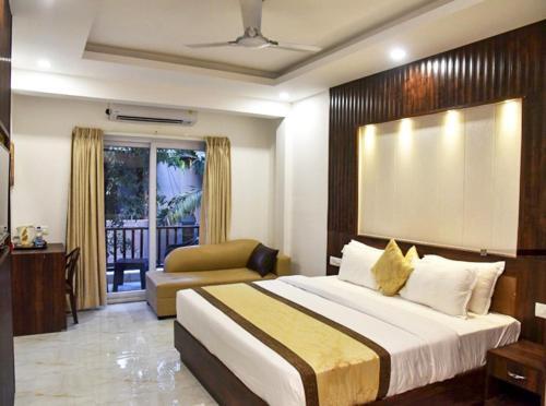 Hotel De Falcon Goa Beach Resort