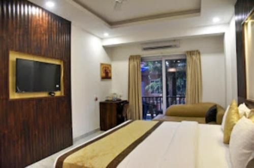 Hotel De Falcon Goa Beach Resort