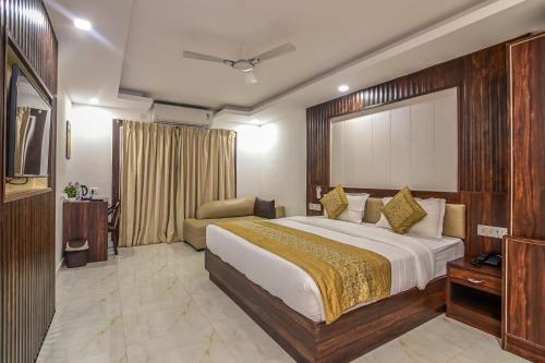 Hotel De Falcon Goa Beach Resort