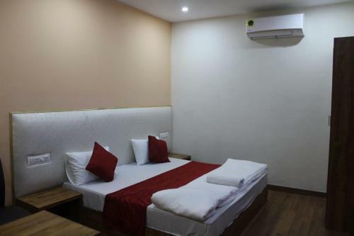 Hotel The Diamond Leaf