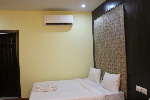Hotel The Diamond Leaf