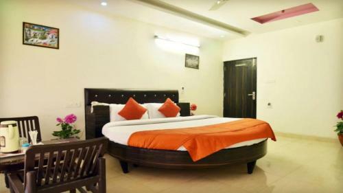 Hotel Empire Inn Chandigarh