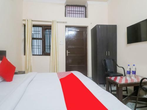 Hotel Oyo 74020 Anvi Deluxe