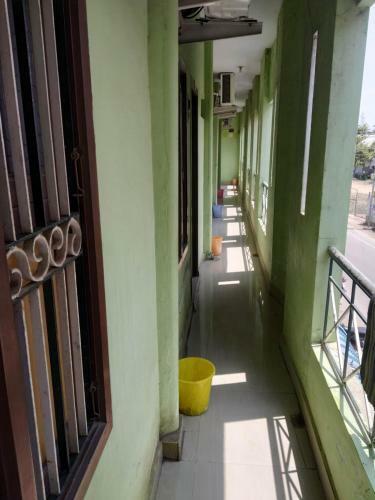 Hotel Meera Lodge