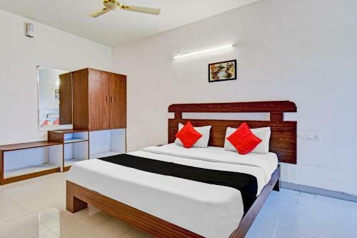 Hotel Collection O 82776 Iris