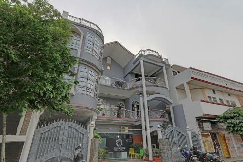 Hotel Capital O 81356 Heritage Inn