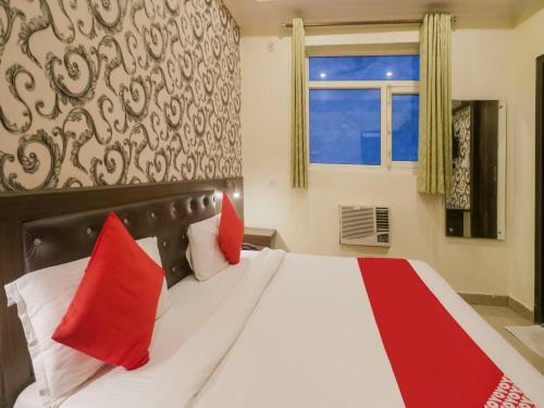 Oyo 78895 Hotel Coral Tree