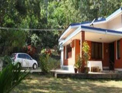 Tripthrill Green Leaf Mount Homestay