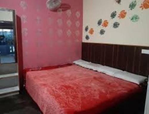 Tripthrill Green Leaf Mount Homestay