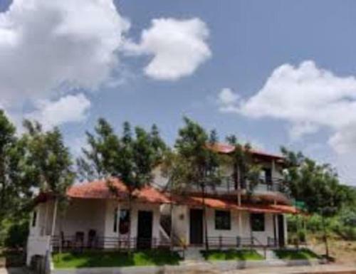 Tripthrill Green Leaf Mount Homestay