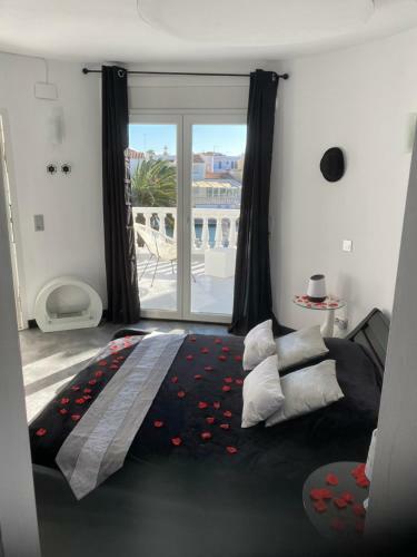 Maison Sur Canaux Marina Empuriabrava Avec Suite Baln�o Jacuzzi