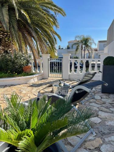 Maison Sur Canaux Marina Empuriabrava Avec Suite Baln�o Jacuzzi