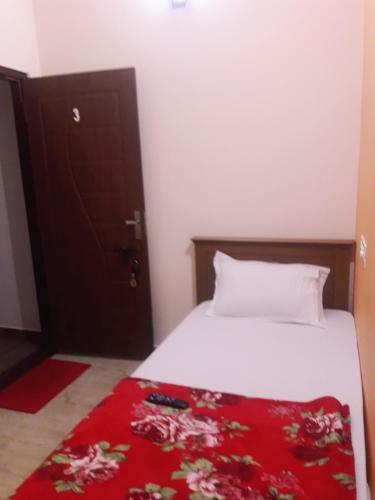 Hotel Chalukya Comforts ( C.c )