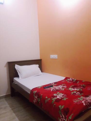 Hotel Chalukya Comforts ( C.c )