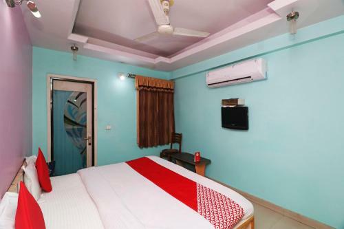 Oyo 2687 Hotel Aradhana