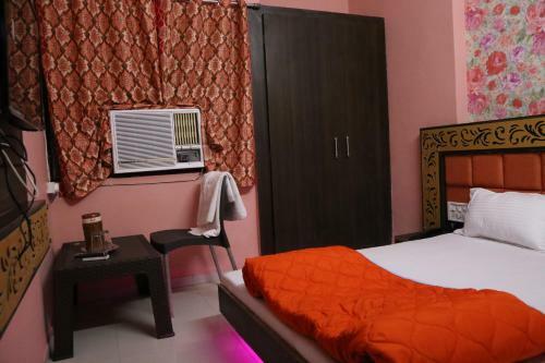 Hotel Shri Karni Vilas