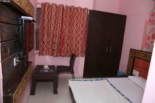 Hotel Shri Karni Vilas