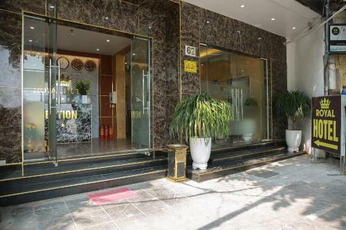 Royal Hotel