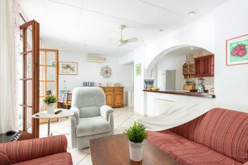 Goldhome - Montgri 117