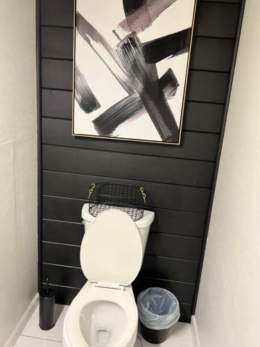 Hostal Shilohs Space