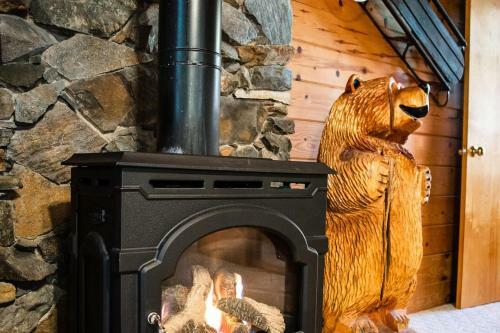 Bass Lake Cabin