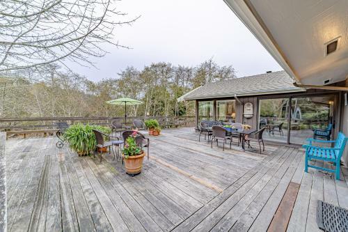 Mimi's Ranch House