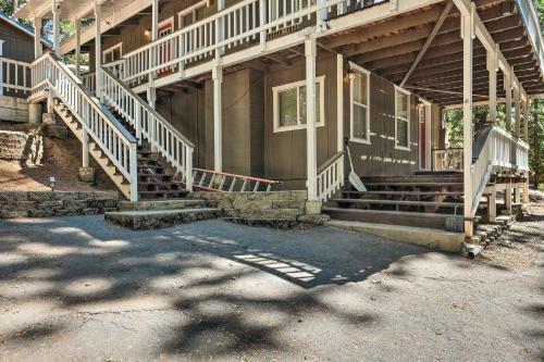 Quiet Arnold Cabin With Fire Pit - Dogs Welcome