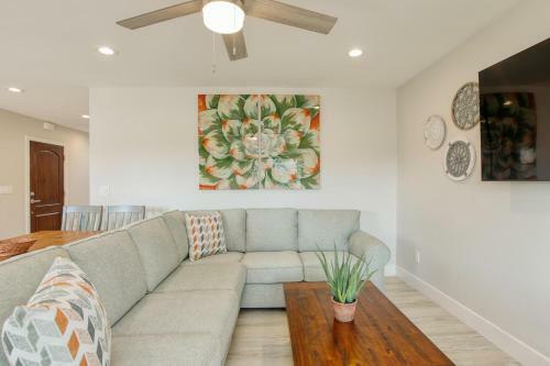 2885abd4-4bdrm Casa Blanca