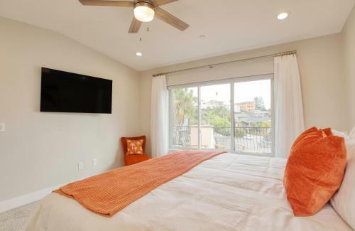 2885abd4-4bdrm Casa Blanca