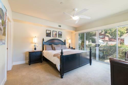 215 San Miguel