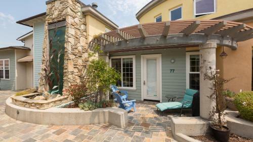 Beach Happy - 77sm