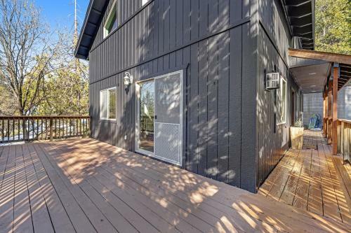 Blue Mountain Hideaway